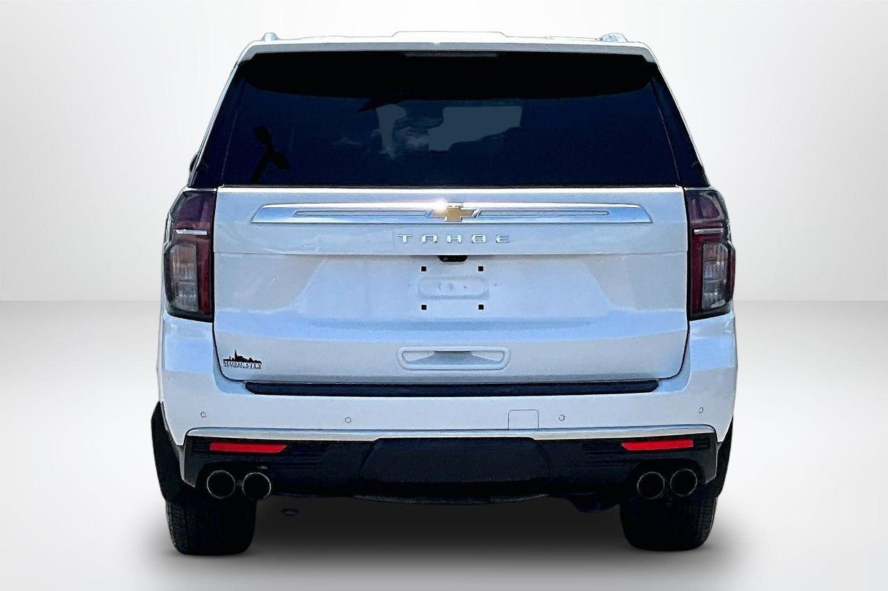 Used 2023 Iridescent Pearl Tricoat Chevrolet 4WD High Country image 7