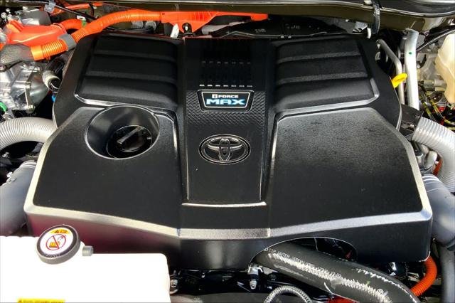 2025 Toyota Sequoia SR5 - Photo 31