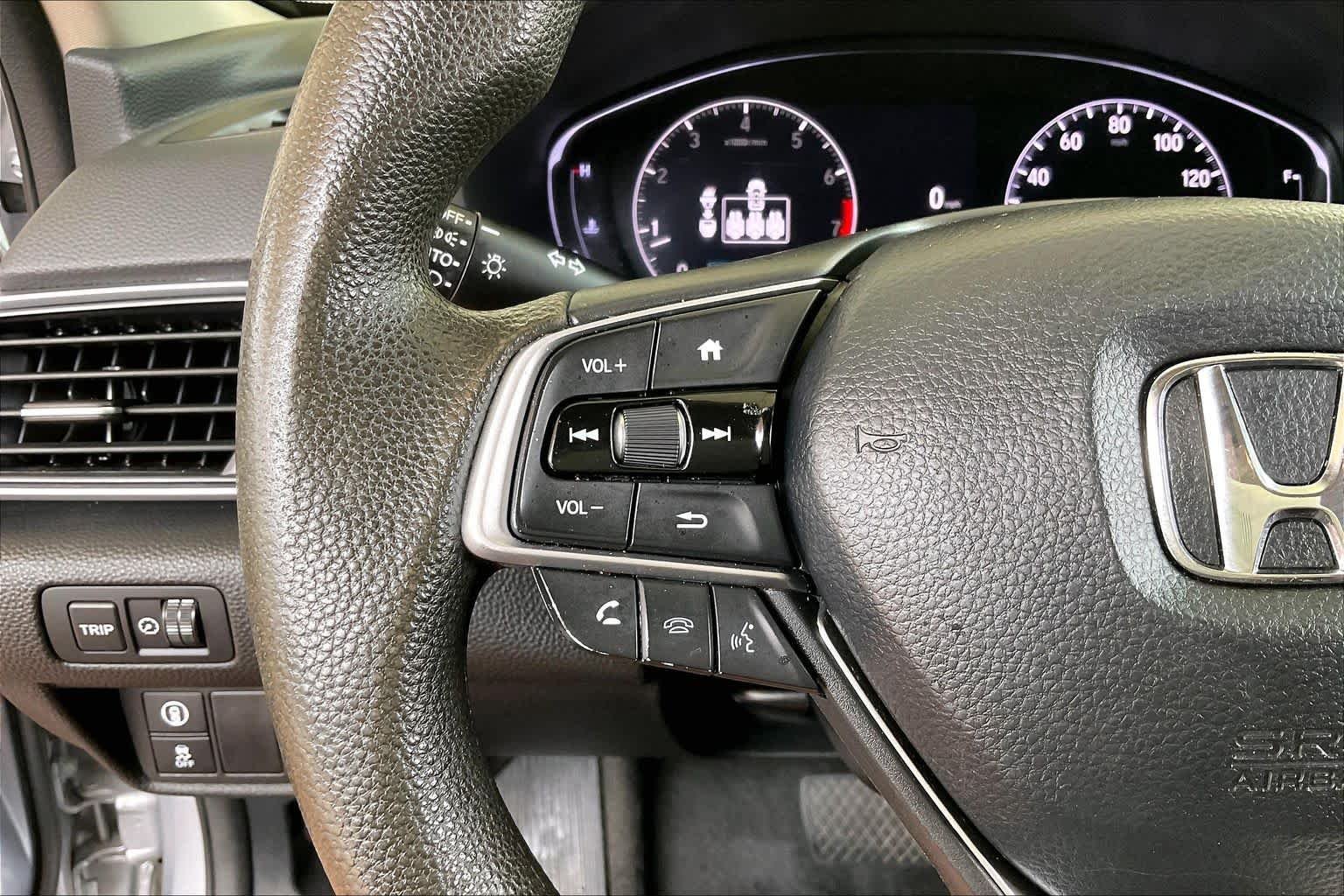 Used 2021 Lunar Silver Metallic Honda LX image 21