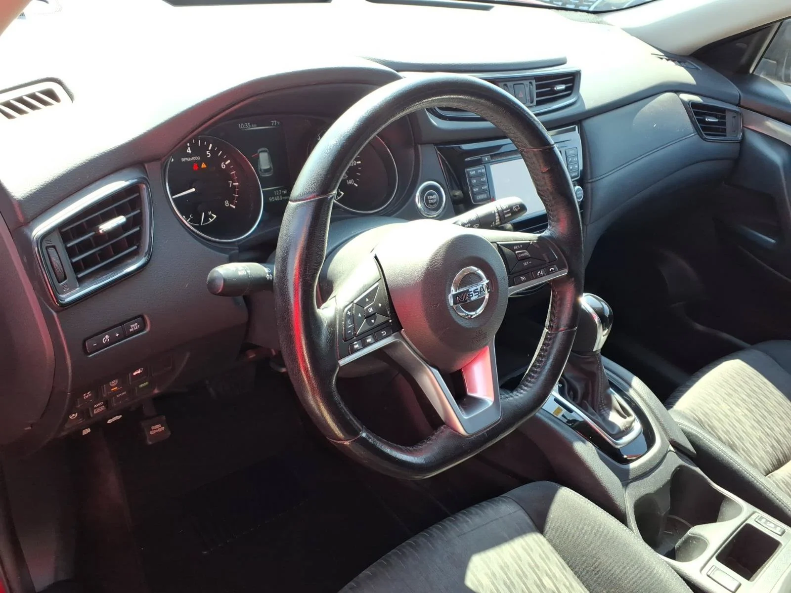 Used 2017 Palatial Ruby Nissan SV image 8