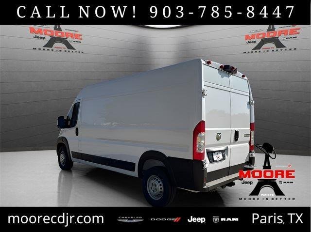 New 2026 Bright White Clear-Coat Exterior Paint RAM Tradesman image 5