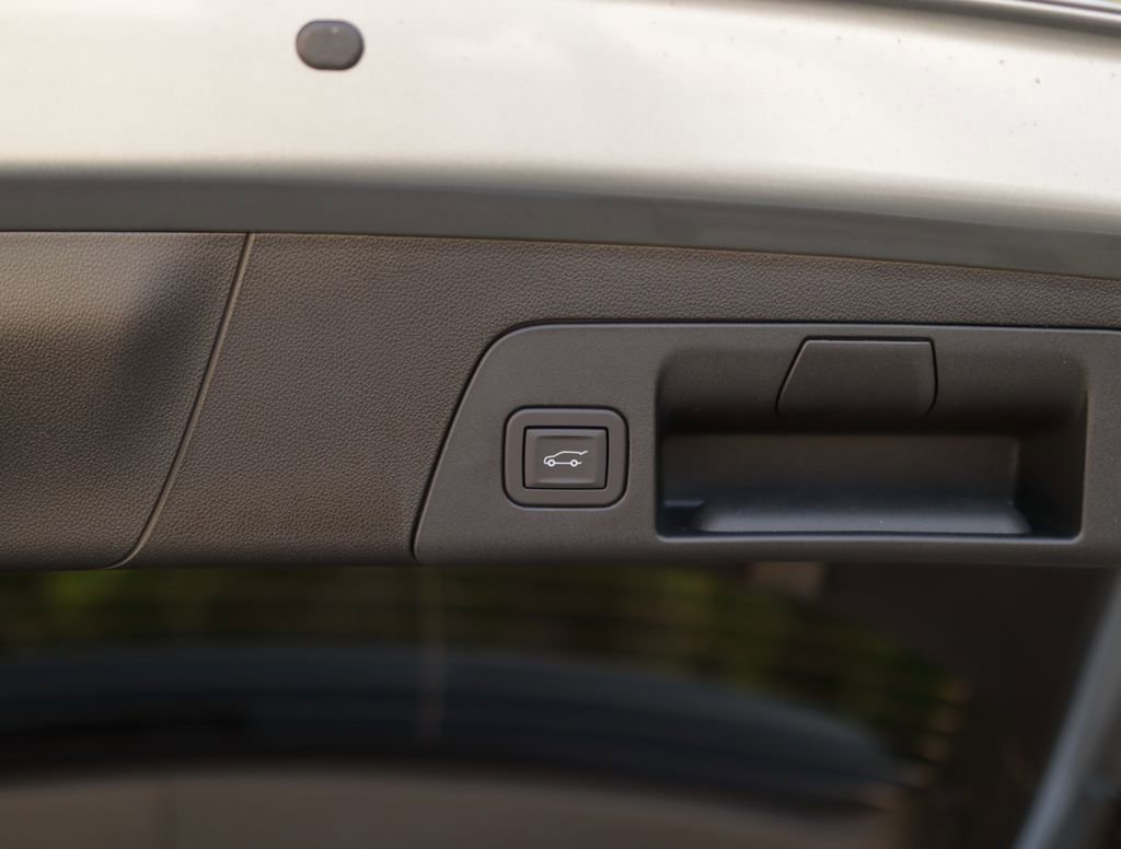 New 2026 Moonstone Gray Metallic Buick Sport Touring image 32