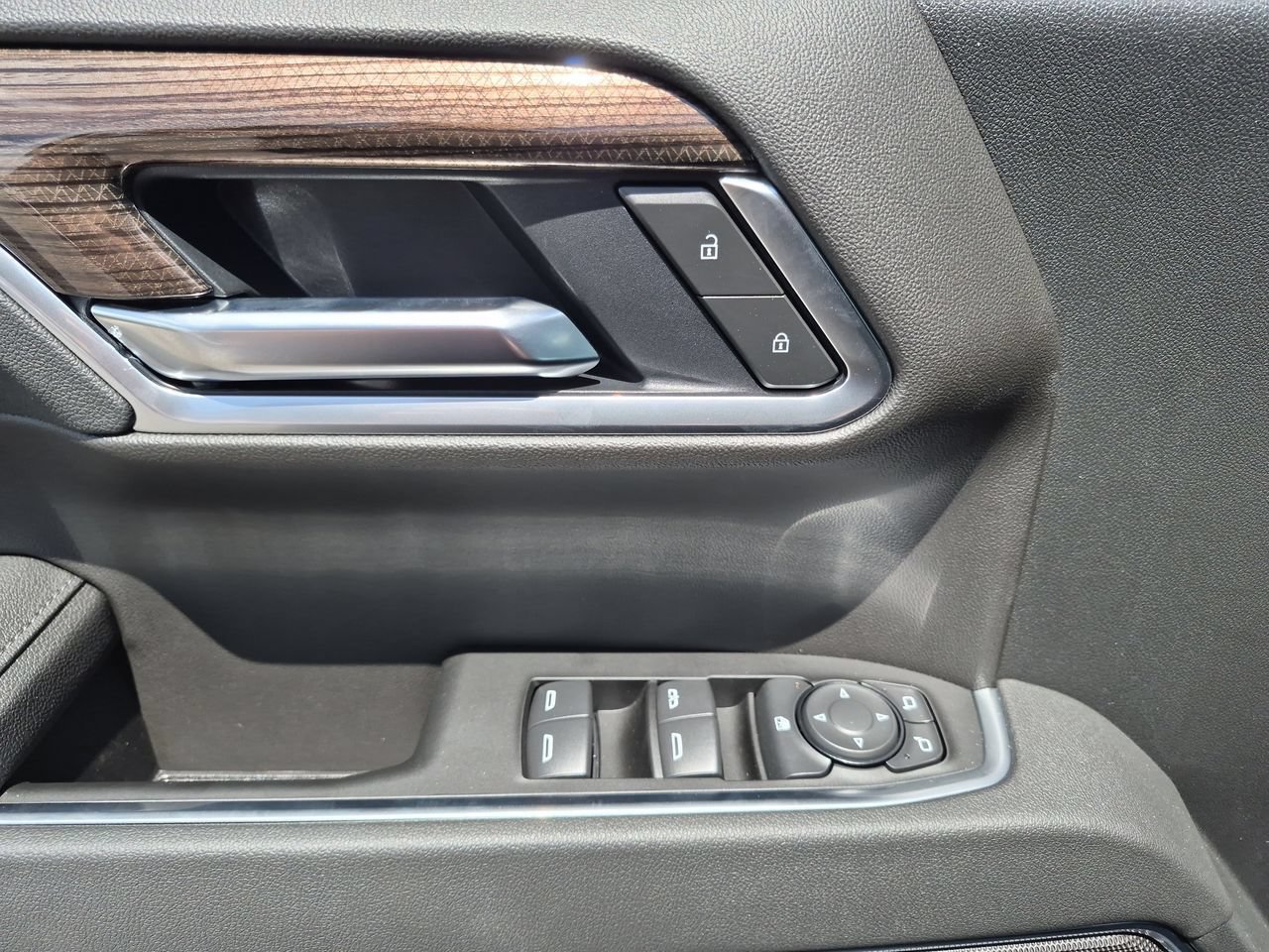 2026 Chevrolet Silverado 1500 LT - Photo 22