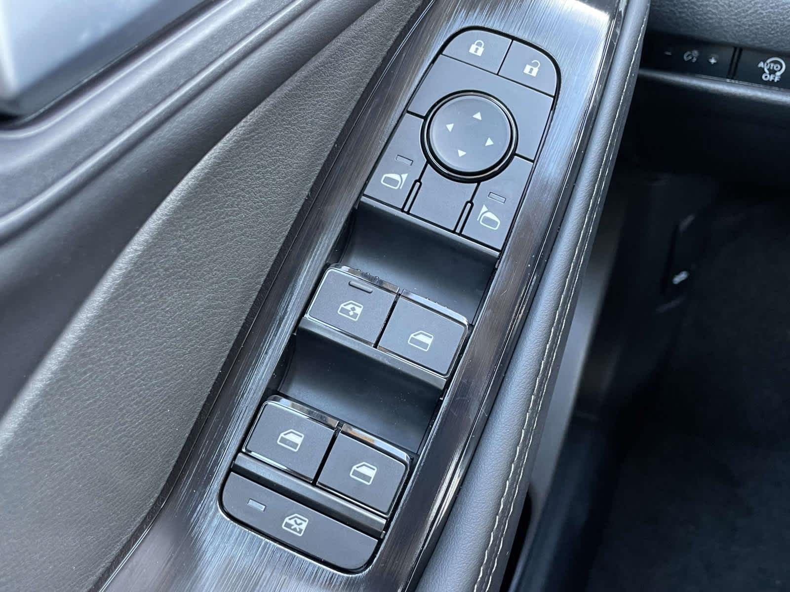 New 2027 Boulder Gray Pearl Nissan SV image 29
