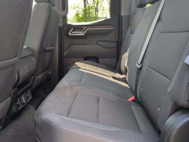 Used 2025 Black Chevrolet LT (2FL) image 24