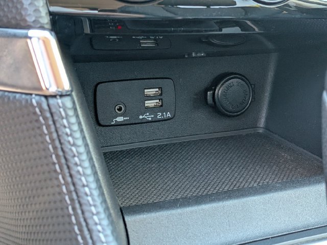 Used 2019 White Subaru Touring image 32