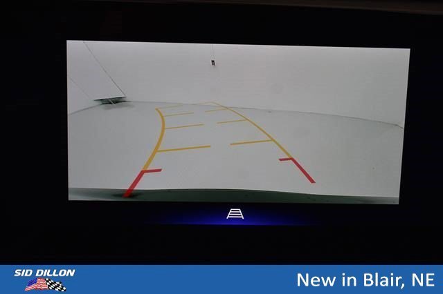New 2026 Mosaic Black Metallic Chevrolet ACTIV image 2
