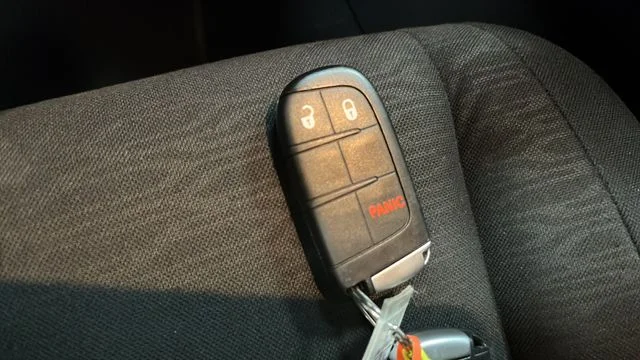 Used 2021 Red Dodge SXT Plus image 20