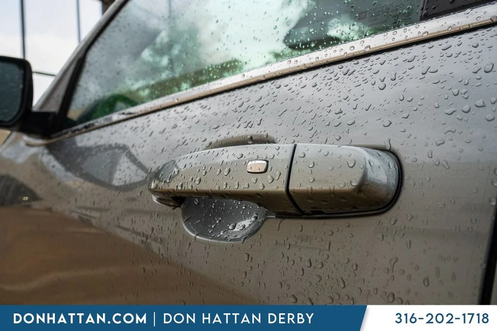 Used 2024 Gray Chevrolet LT image 34