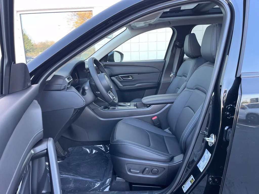 New 2026 Jet Black Mica Mazda 2.5 S Premium AWD image 17