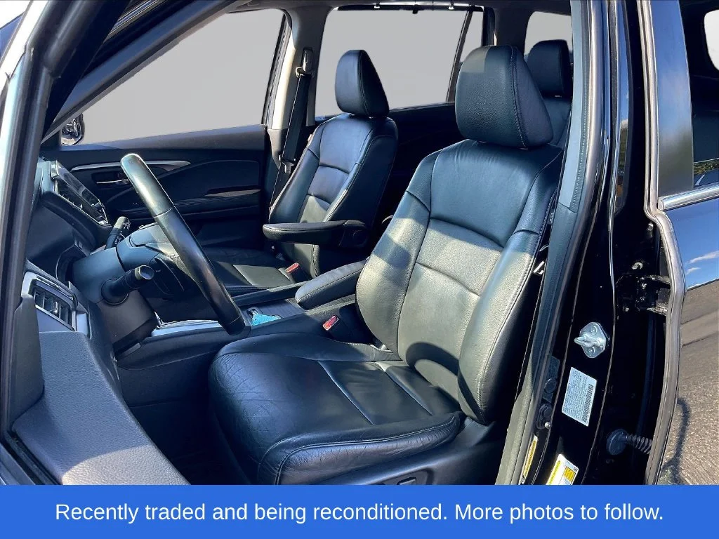 Used 2022 Black Honda Special Edition image 22