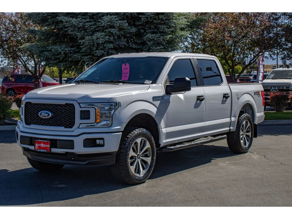 Used 2019 OXFORD WHITE Ford XL image 4