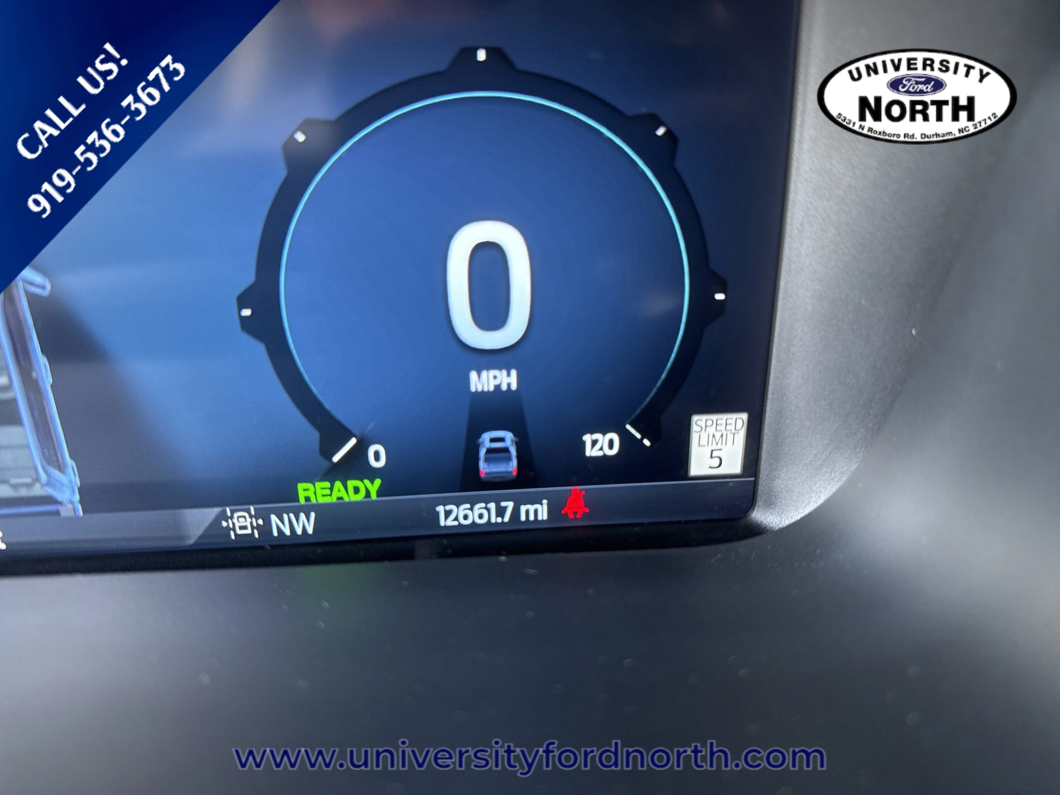 Used 2025 Antimatter Blue Metallic Ford LARIAT image 27