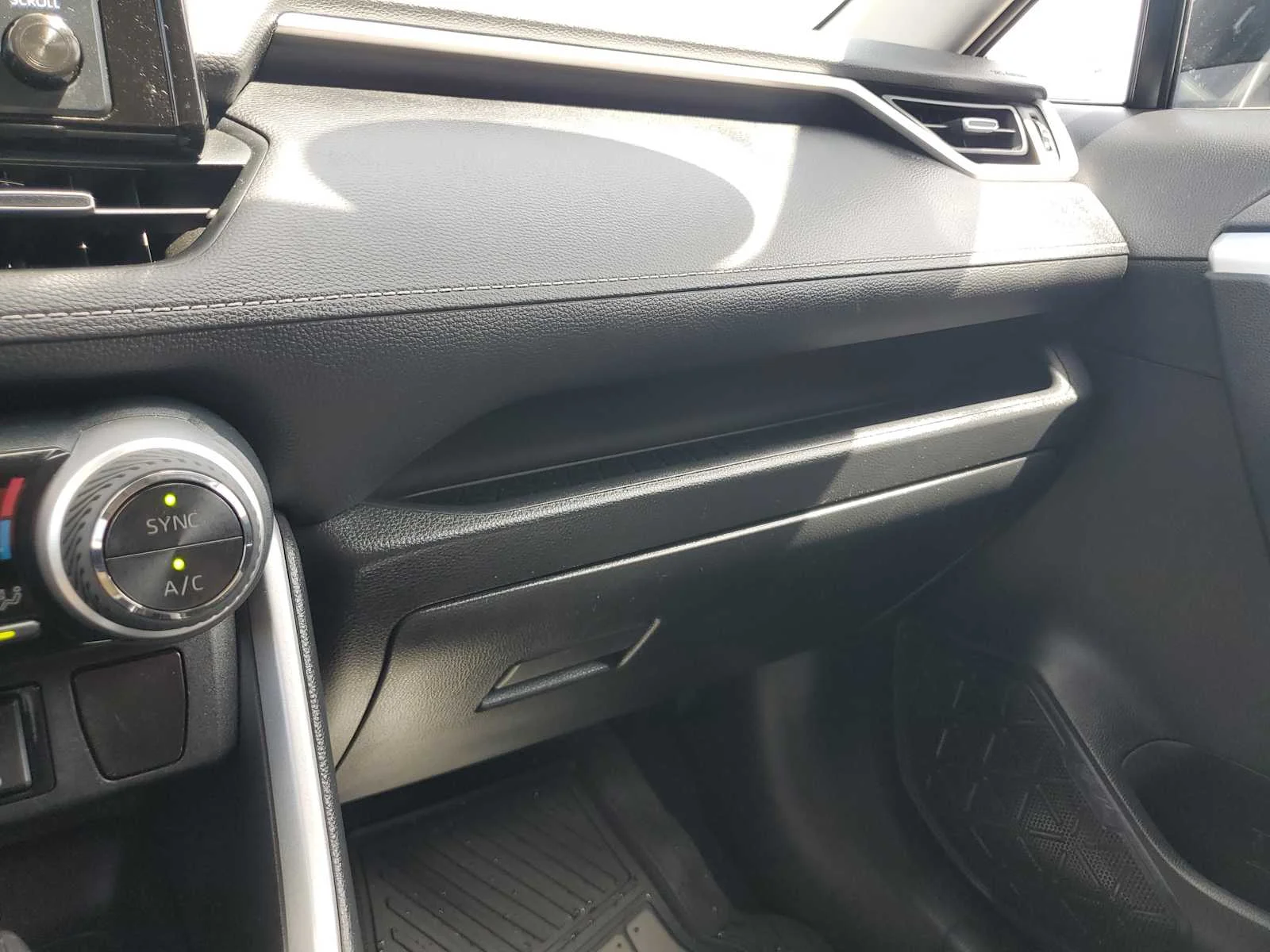 Used 2021 Gray Toyota Hybrid LE image 25