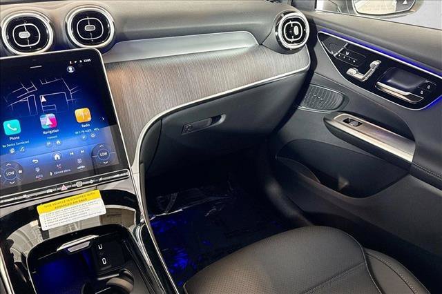New 2026 Polar White Mercedes-Benz GLC 300 image 51