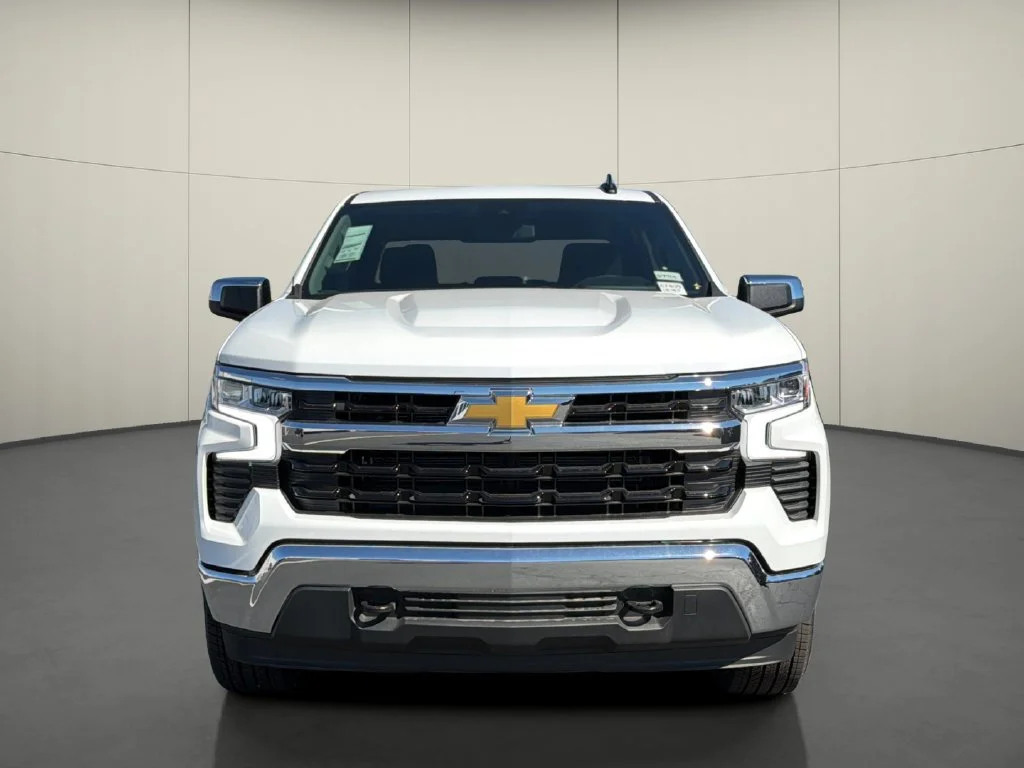 New 2026 Summit White Chevrolet LT image 2