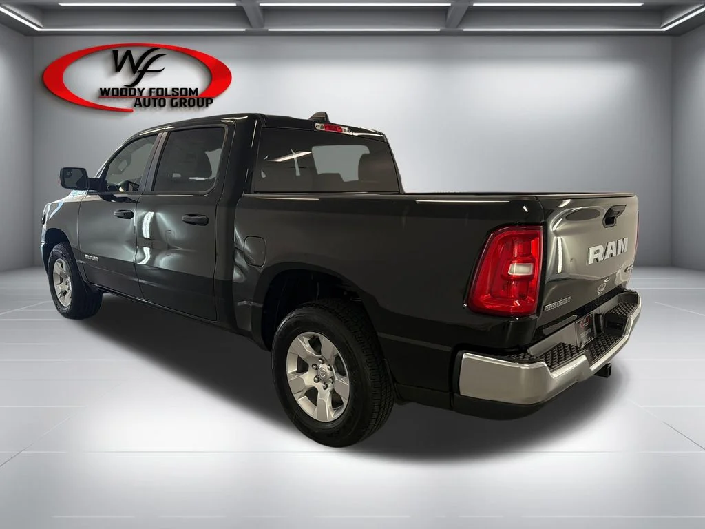 New 2027 Diamond Black Crystal Pearl-Coat Exterior Paint RAM Big Horn/Lone Star image 8