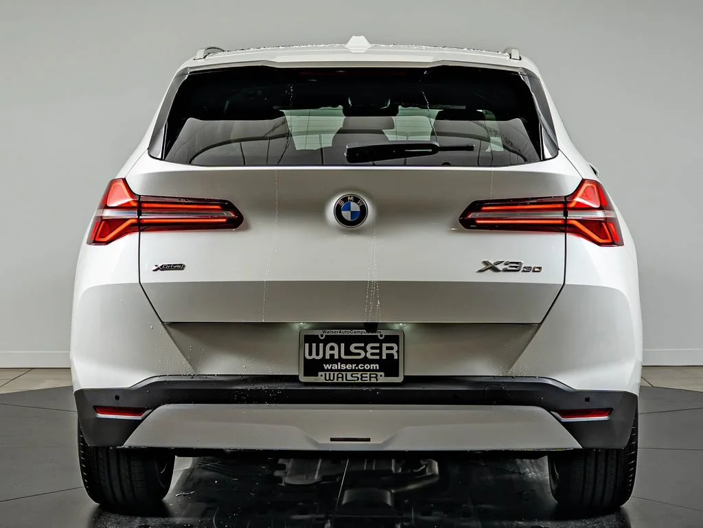 New 2026 Mineral White Metallic BMW 30 xDrive image 6