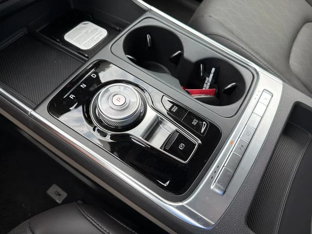 New 2026 White Kia EX image 15