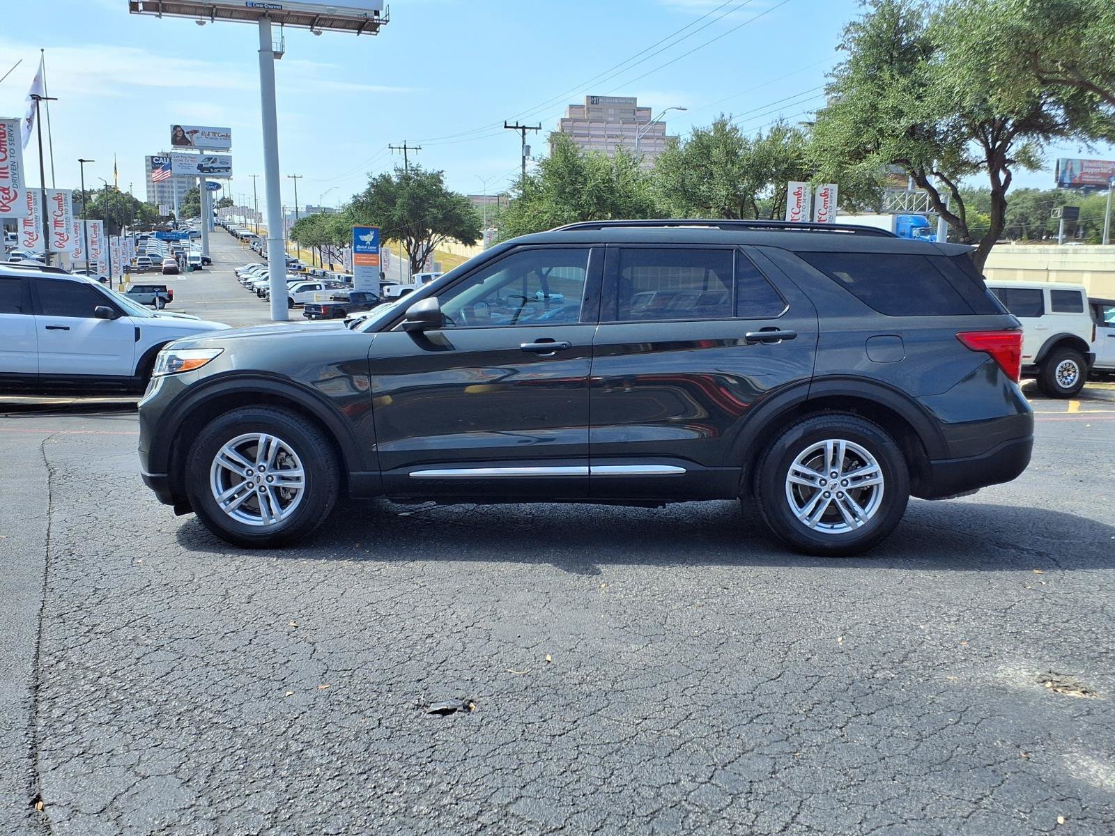 Used 2023 Green Ford XLT image 8