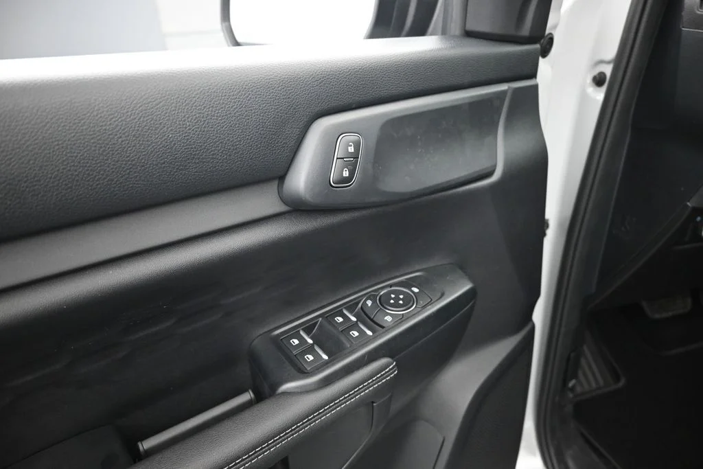 New 2026 Avalanche Ford XLT image 9