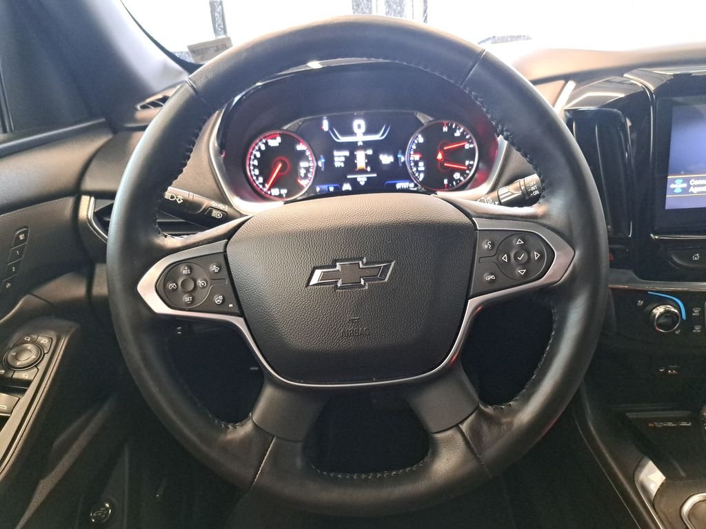 Used 2022 Red Chevrolet Premier image 17