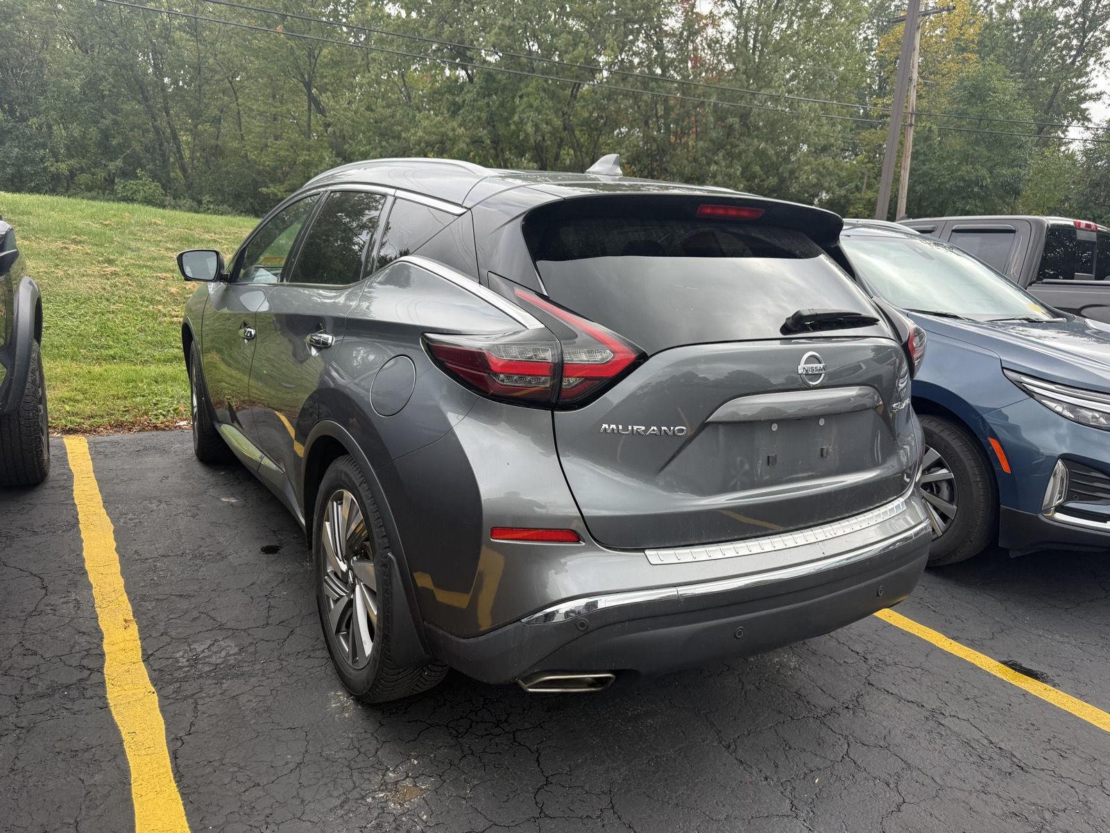 Used 2020 Gun Metallic Nissan SL image 7