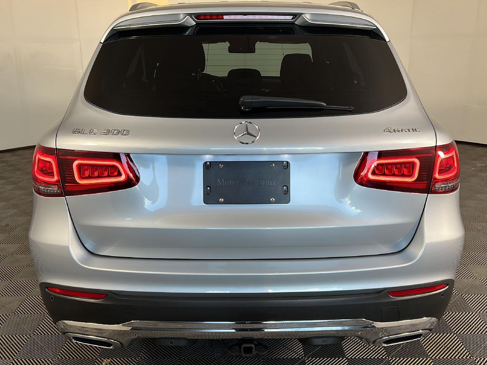 Certified Used 2022 Cirrus Silver Metallic Mercedes-Benz GLC 300 image 6
