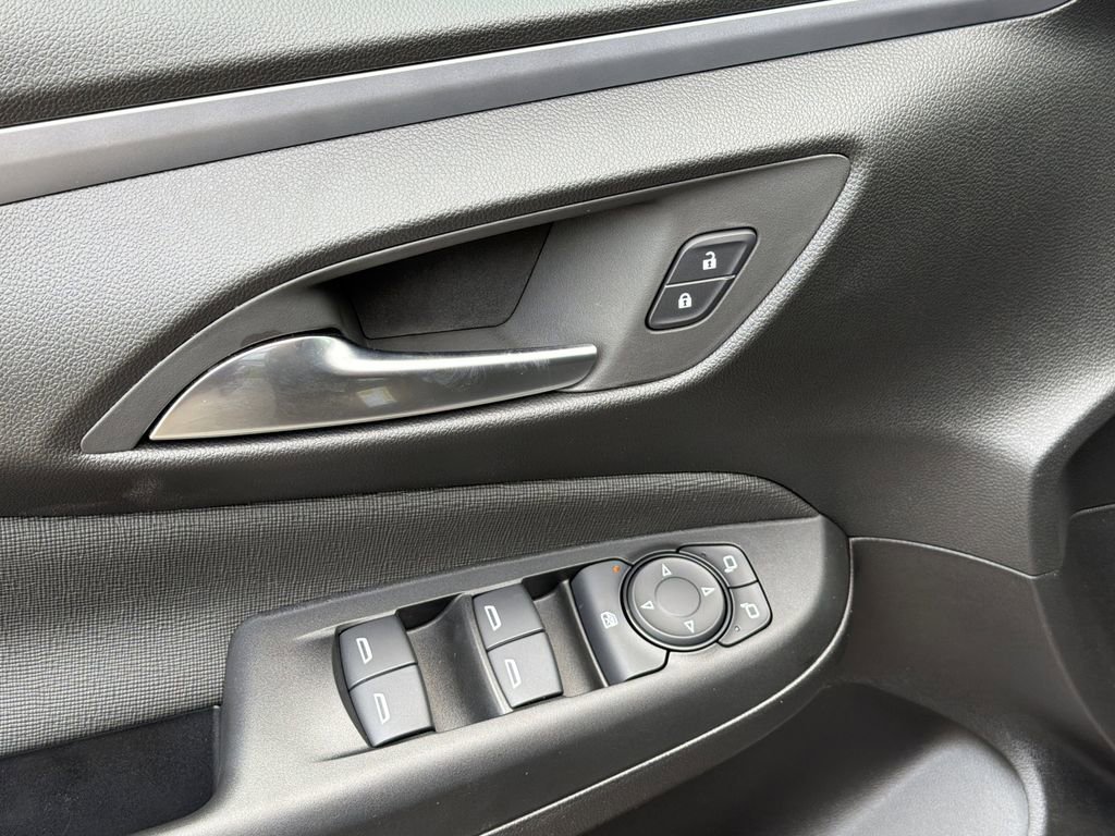 New 2026 Ebony Twilight Metallic Buick Preferred image 18