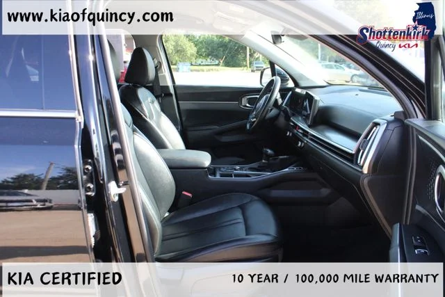 Used 2024 Black Kia S image 12