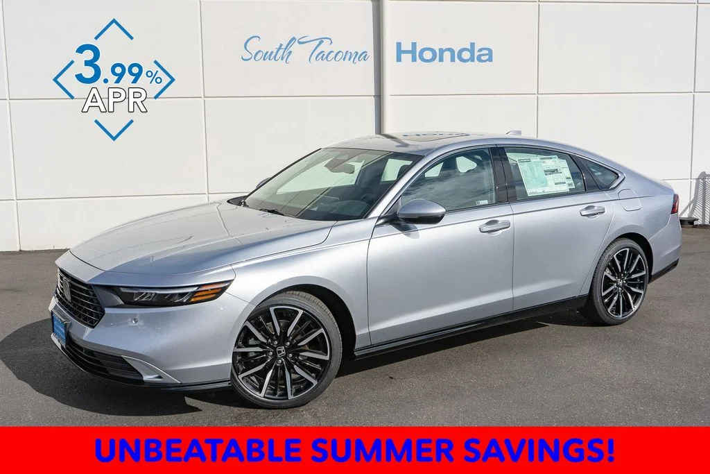 New 2026 Solar Silver Metallic Honda Touring image 1
