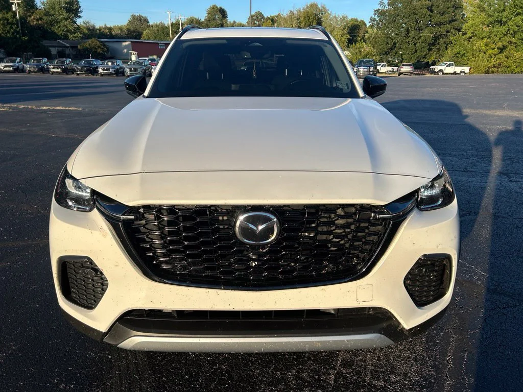 Used 2025 Rhodium White Premium Mazda 3.3 Turbo Premium image 2