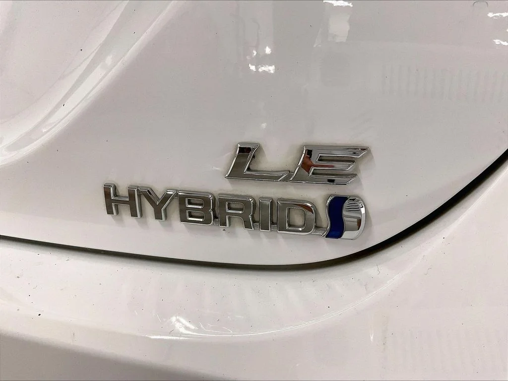 Certified Used 2023 White Toyota LE image 11