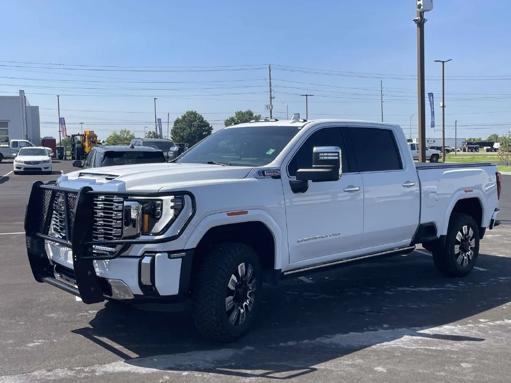 Certified Used 2026 White GMC Denali image 7