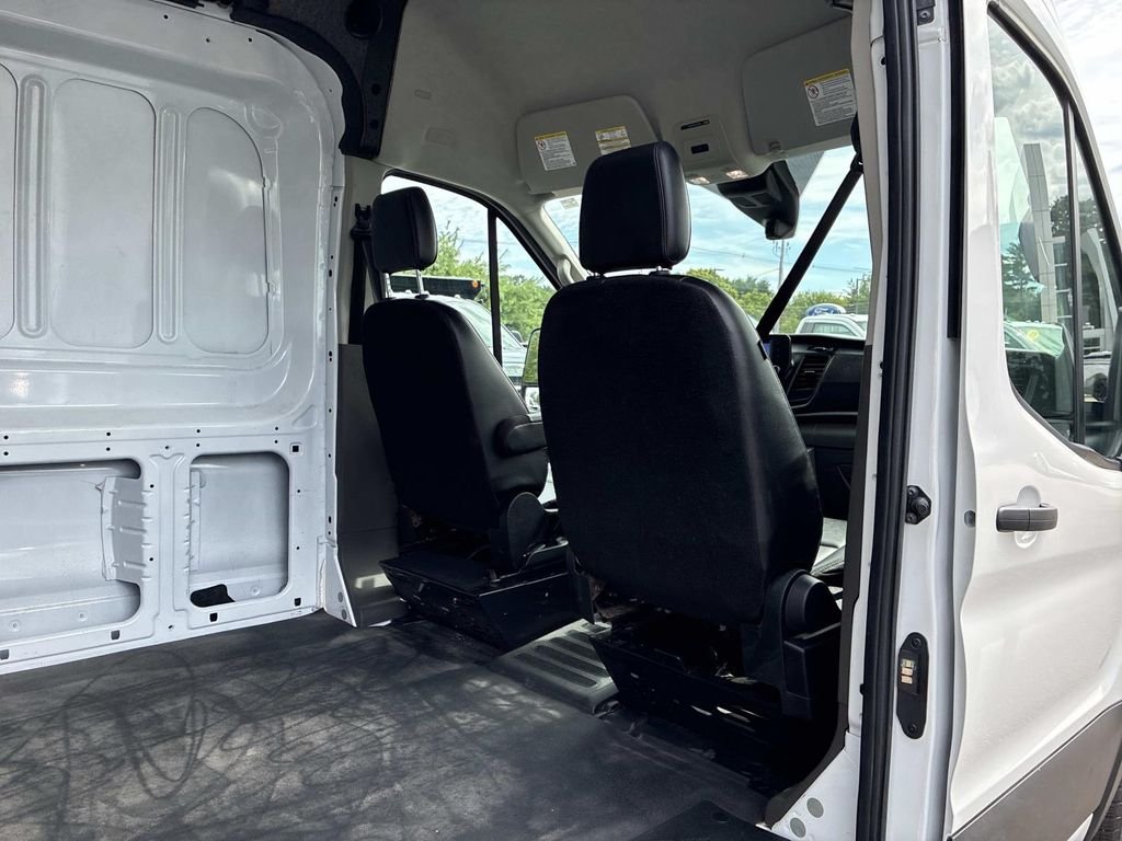 Used 2024 White Ford Base image 11