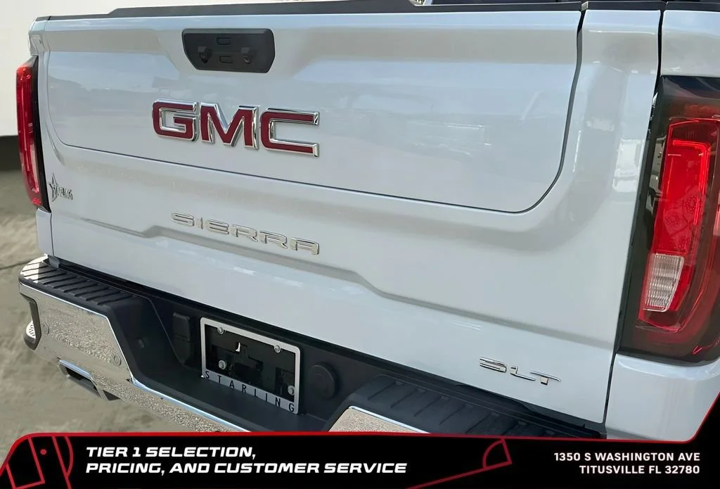 New 2026 Glacier White Tricoat GMC SLT image 25