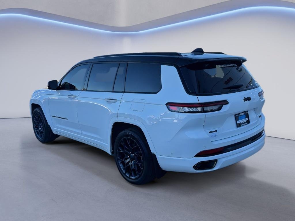 Used 2025 Bright White Clearcoat Jeep Summit Reserve image 3