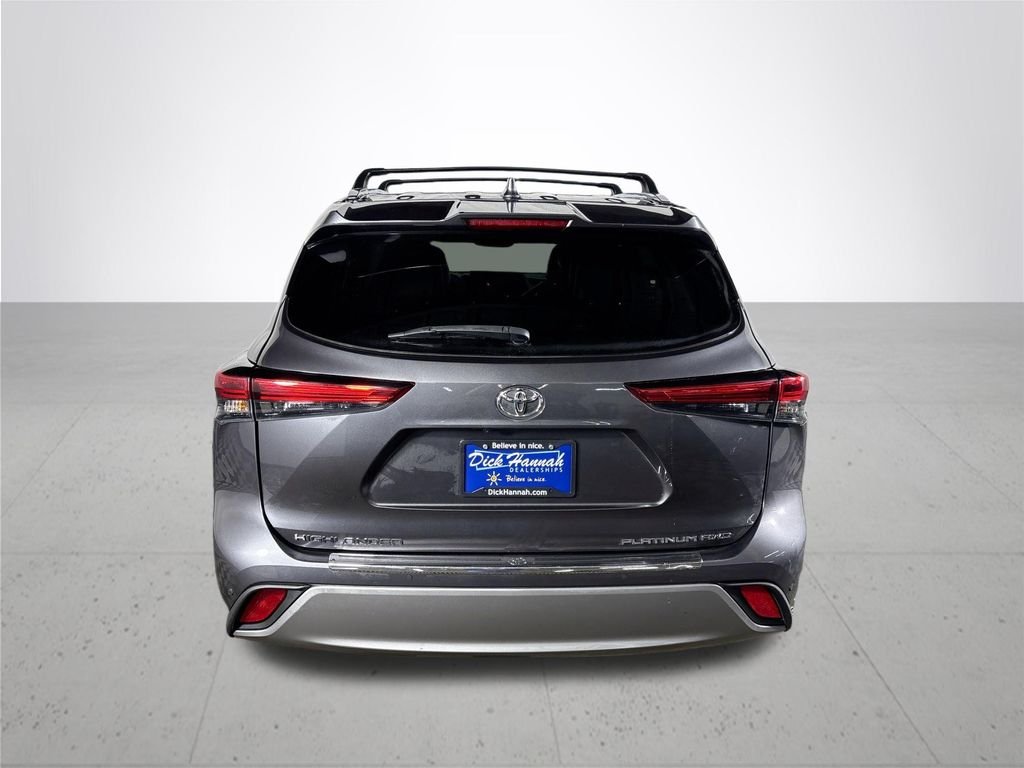 Used 2022 Gray Toyota Platinum image 7