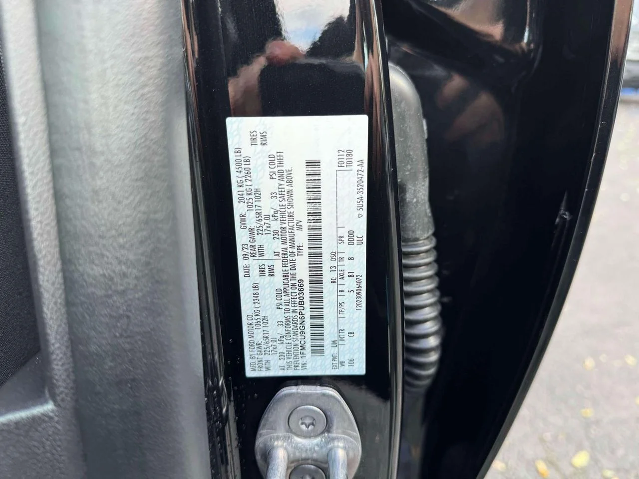Used 2023 Agate Black Metallic Ford Active image 33