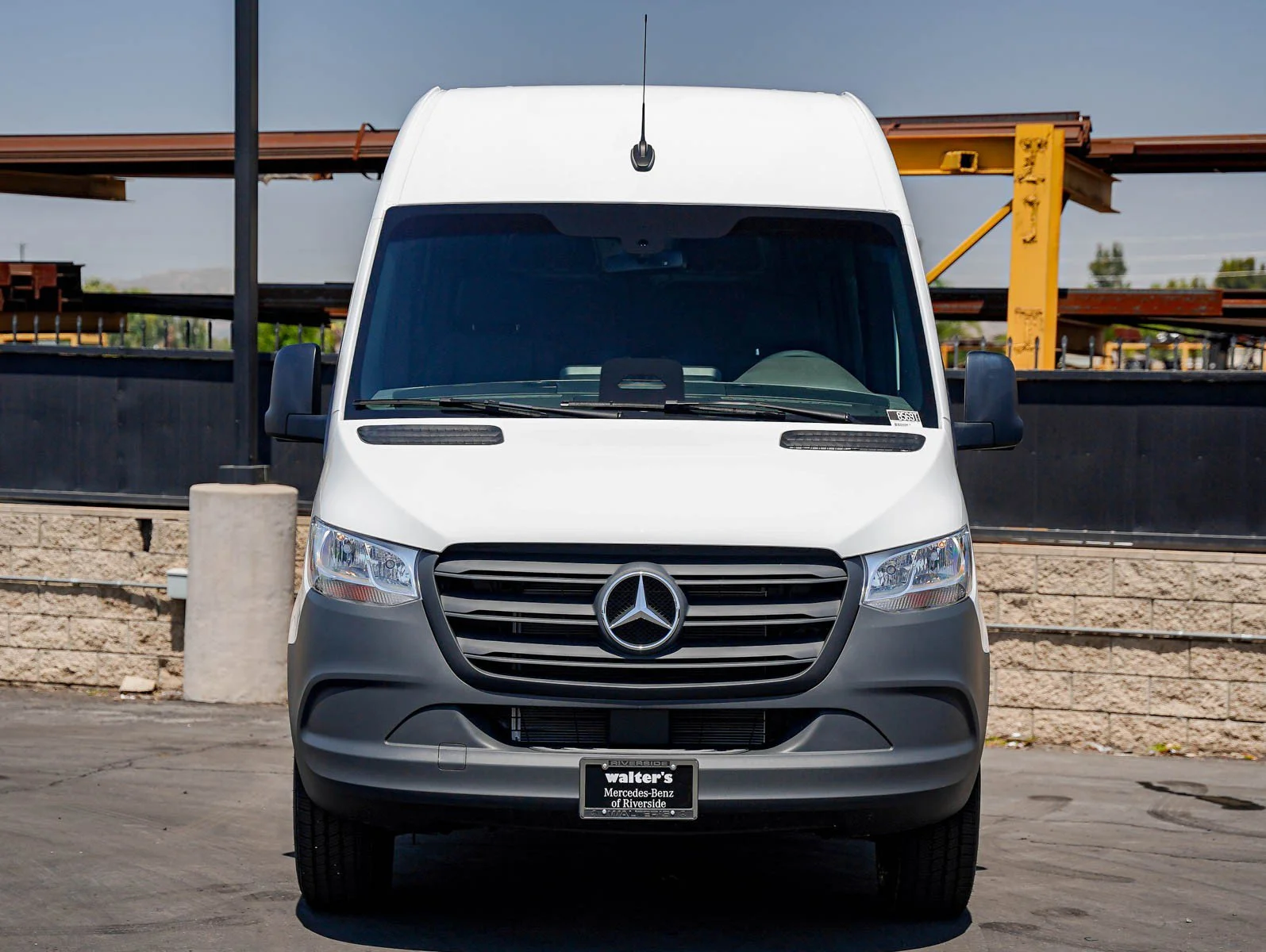 New 2025 Arctic White Mercedes-Benz  image 2