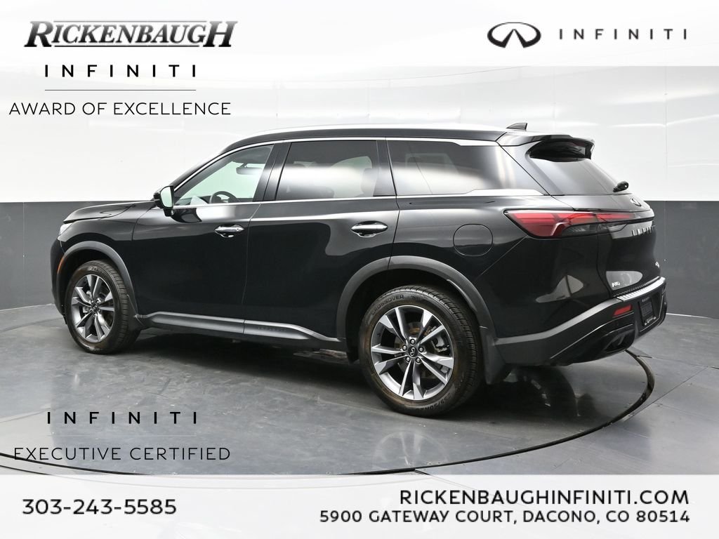 Certified Used 2023 Black INFINITI LUXE image 4