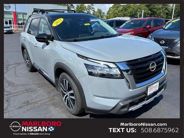 2023 Nissan Pathfinder Platinum