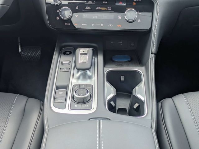 Used 2027 Gray INFINITI LUXE image 20