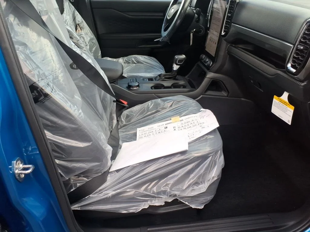 New 2026 Velocity Blue Metallic Ford XLT image 8
