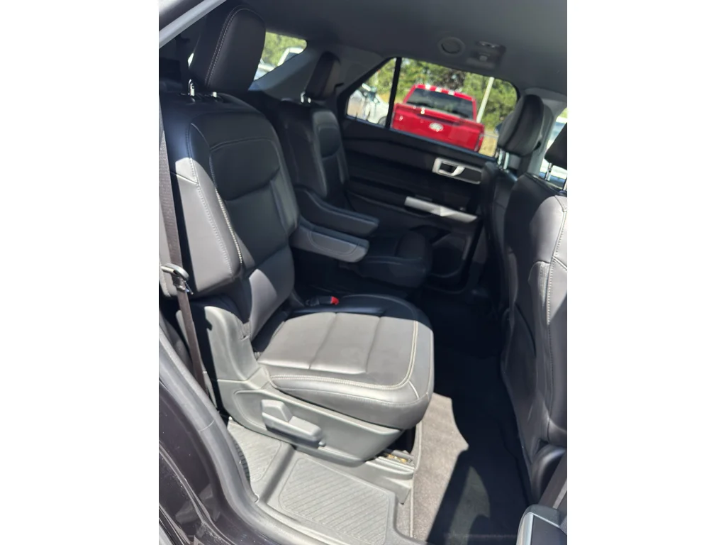Certified Used 2021 Agate Black Metallic Ford XLT image 13