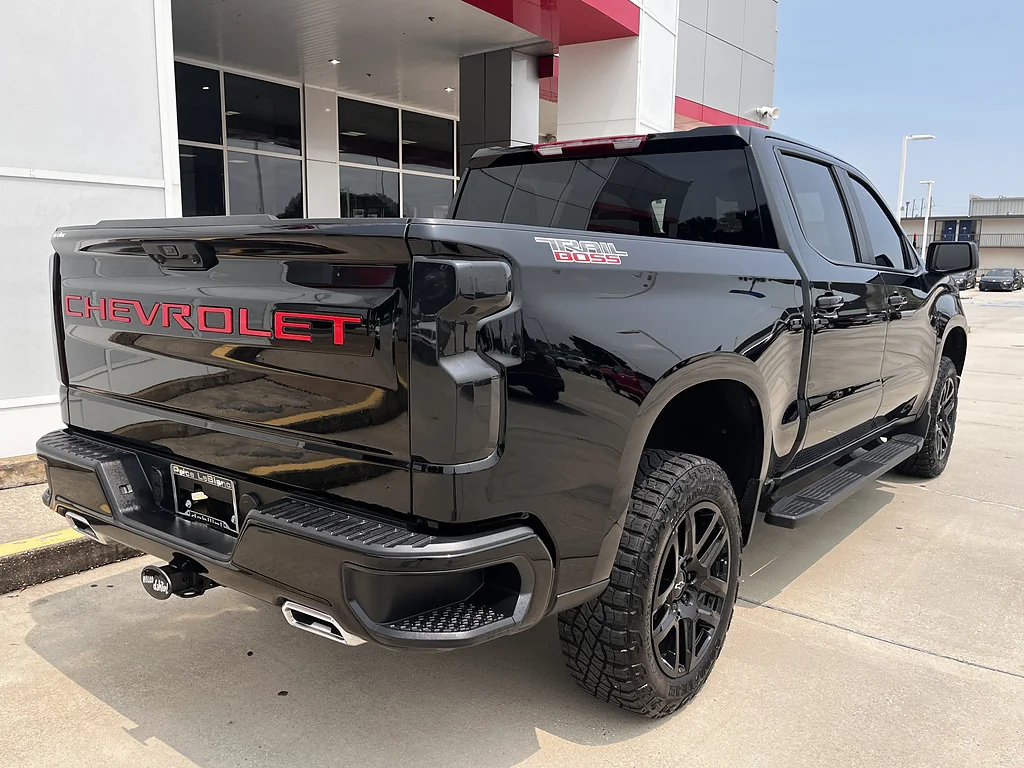 Used 2025 Black Chevrolet Custom Trail Boss image 3