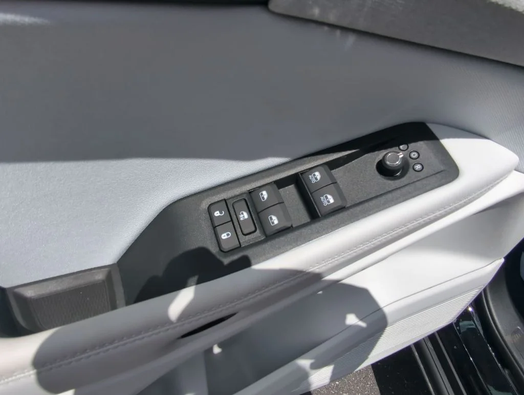 2026 Jeep Cherokee Laredo - Photo 19