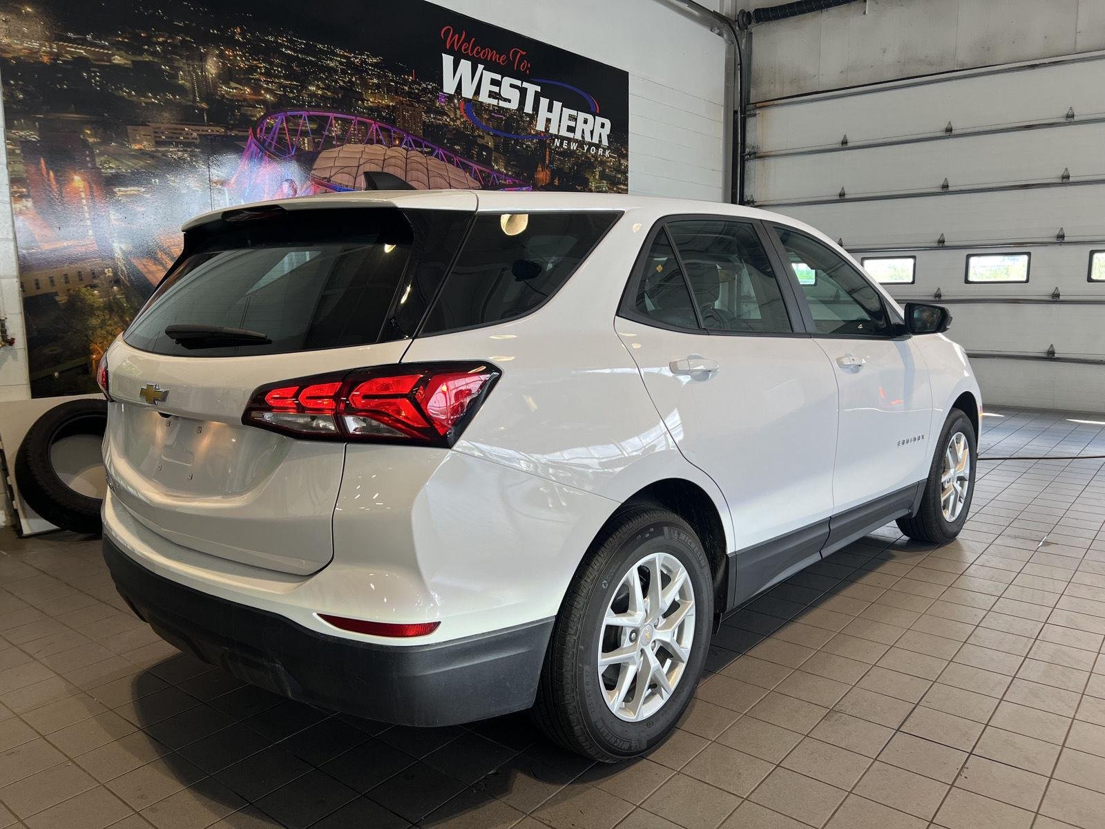Used 2024 Summit White Chevrolet LS image 7