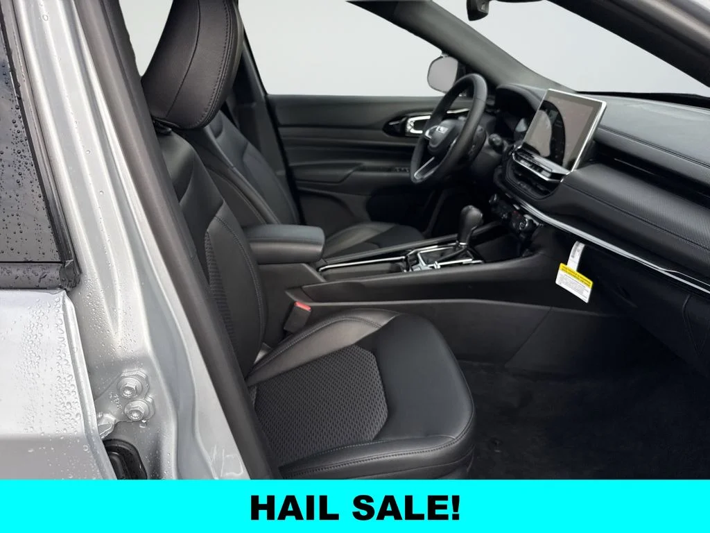 2025 Jeep Compass Latitude - Photo 19
