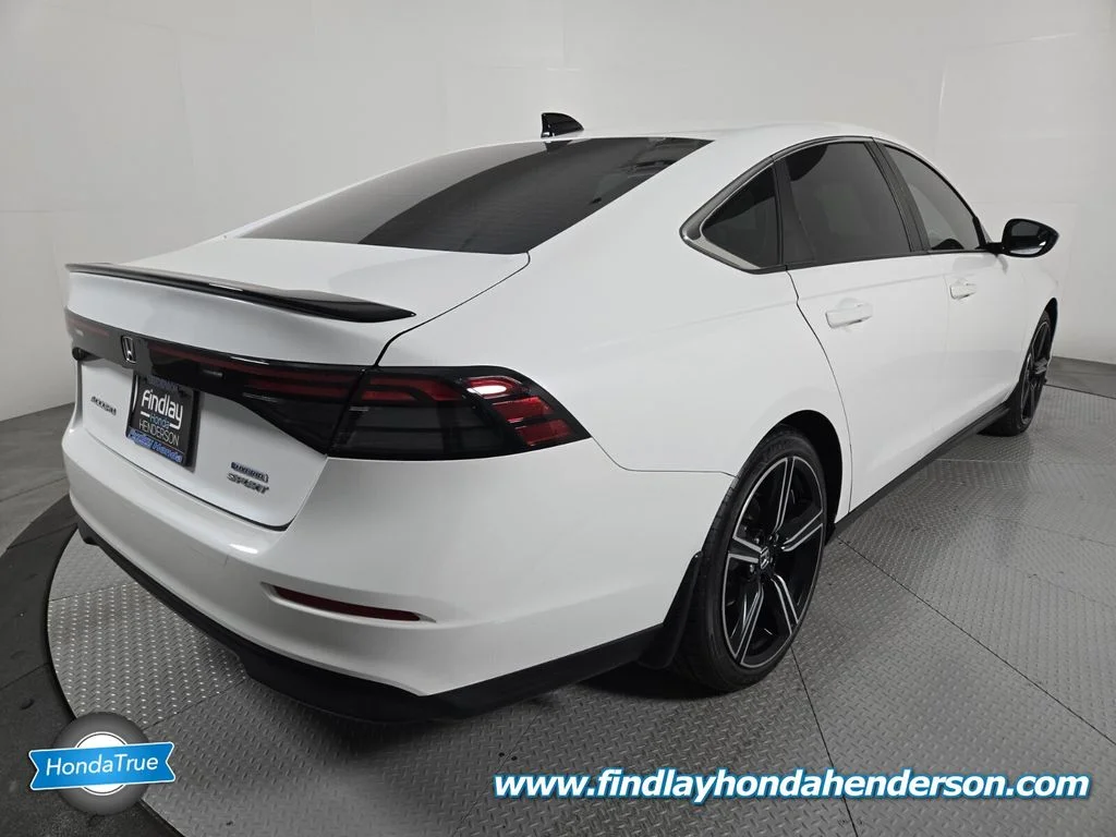 Certified Used 2023 Platinum White Pearl Honda Sport image 6